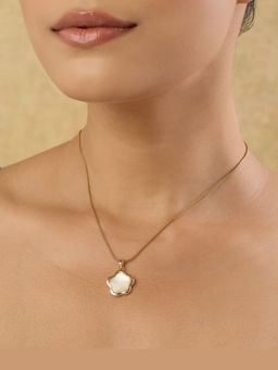 Indinoor - White Aurelie Everyday Pendant Necklace