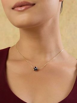 Indinoor - Black Maeva Everyday Pendant Necklace