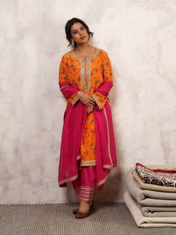 Shetab Kazmi - Mehroz Floral Embroidered Kurta with Salwar & Dupatta