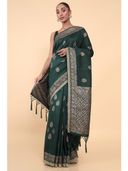 Green color option, Sold out, Currently selected