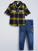 Yellow color option, Currently selected