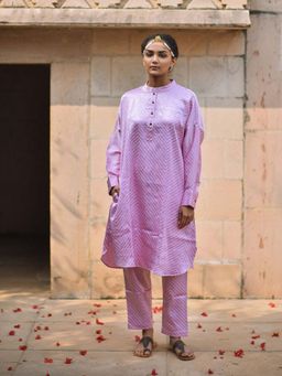 Chidiyaa - Soft Pink Striped Blockprinted Mashru Silk Kurta (Set of 2)