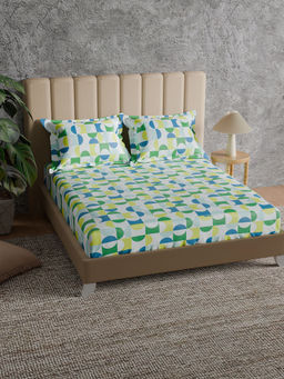 Himeya - Carnival Island Blue Double Bedsheet with 2 Pillow Covers (King)