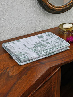 At Home by Nilkamal - Arias Abstract 250 GSM Bamboo Polycotton Bath Towel (Multicolor) (M)