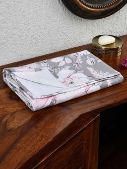 At Home by Nilkamal - Arias Floral 250 GSM Bamboo Polycotton Bath Towel (Multicolor) (M)