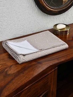 At Home by Nilkamal - Arias Geometric 250 GSM Bamboo Polycotton Bath Towel (Multi-Color) (M)