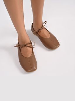 SKO - Brown Square Toe Daphne Ballerinas