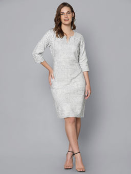 Powersutra - White Houndstooth Printed Shift Dress