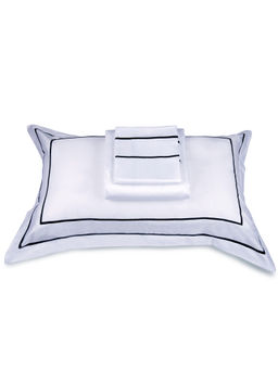 Veda Homes - Classic White Bedsheet (Set of 3)