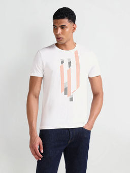 Arrow Sports - White Crew Neck Graphic T-Shirt