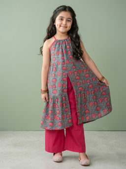 Kinder Kids - Girls Blue Cotton Sleeveless Floral Printed Kurta & Pant