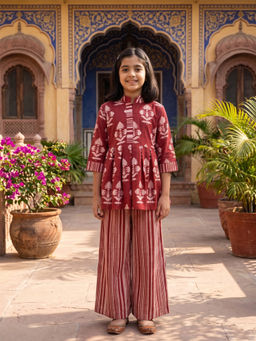 Kinder Kids - Girls Brown Cotton Three Fourth Sleeves Floral Printed Kurti & Pant