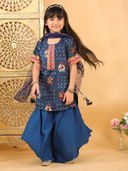 Navy Blue color option, Sold out, Currently selected