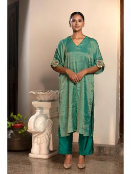 EEDA - Parv Green Kurta with Pant (Set of 2)