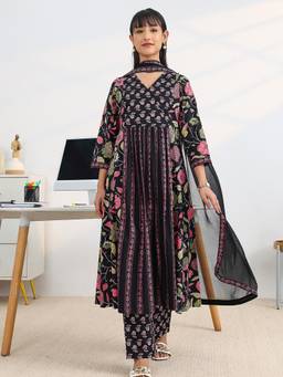 Gerua By Libas - Black Cotton Blend Three Fourth Sleeves Anarkali Kurta With Pant & Dupatta