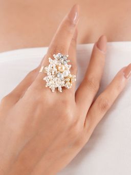 House of D'oro - Handcrafted Finger Ring Modern and Stylish Design Hana