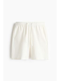 H&M - Men White Relaxed Fit Waffled Shorts