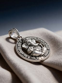 TOUCH925 - Pure 925 Silver Ganesha Mantra Unisex Pendant