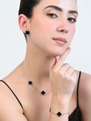 Black color option, Sold out, Currently selected