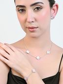 Pink color option, Currently selected