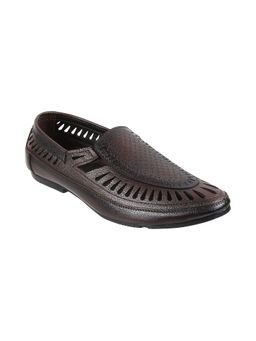 Mochi - Textured Men Leather Brown Sandals