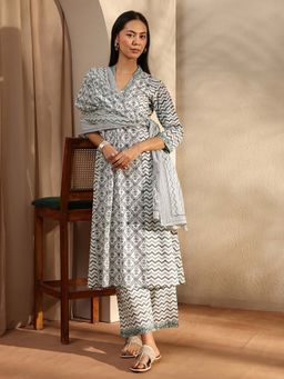 Libas - White Floral Kurta with Palazzo and Dupatta