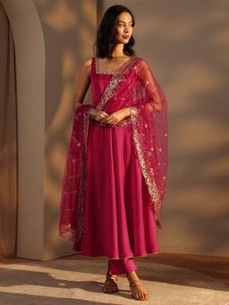 Libas - Magenta Solid Kurta with Pant and Dupatta