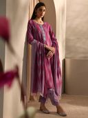 Pink color option, Currently selected