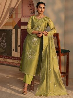 Libas Art - Green Floral Kurta with Pant and Dupatta