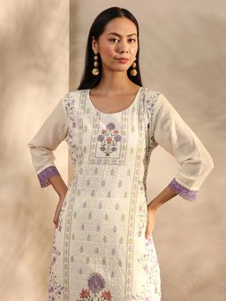 Libas - White Floral Kurta with Pant and Dupatta