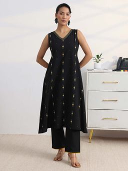 Gerua By Libas - Black Woven Kurta and Pant
