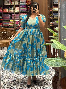 Vastranand - Tropical Blue Floral Print Maxi Dress
