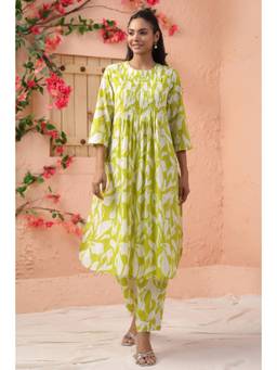 EverBloom - Women Yellow Cotton Printed Kurta with Pant (Set of 2)