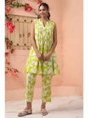 Green color option, Sold out, Currently selected