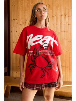 Bonkers Corner - Women Red Snap Graphic Printed Oversized T-Shirt