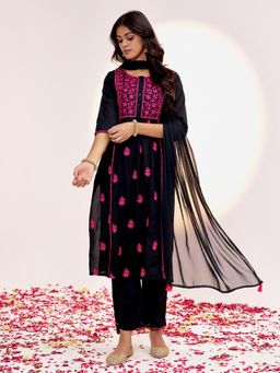 Jaipur Kurti - Thread Work Festive Pure Cotton Black Kurta with Pant & Dupatta (Set of 3)