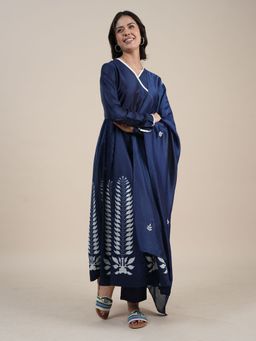 Heeposh - Printed Kalidar Angarkha Kurta & Pant with Dupatta (Set of 3)