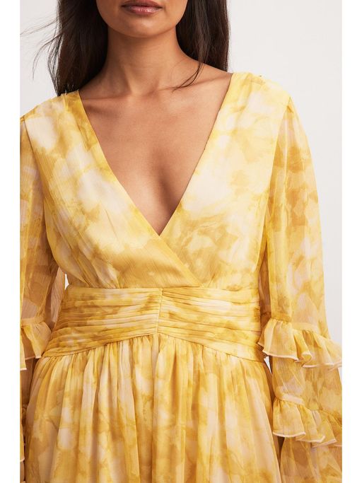 Buy NA-KD Structured Chiffon Wide Sleeve Maxi Dress-Print (M) Online