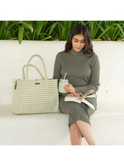 Maisha - Summer Of 69 Box Tote Bag