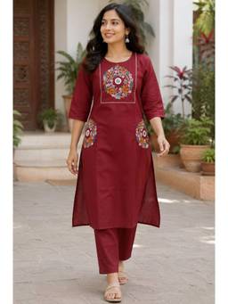 Gahan - Floral Embroidery On The Front and Pockets Kurta with Pant
