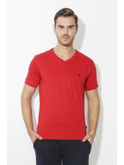 Van Heusen Innerwear - Men Athleisure Smart Tech T-Shirt - Red