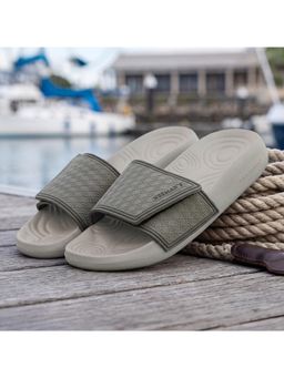 Neeman's - Grey High Sprout Sensa Sliders for Men