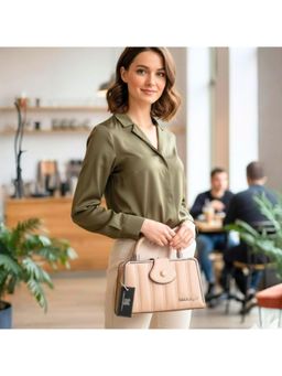 TEXTILE AND BEYOND - Elegant Tan Multi Compartment Handbag