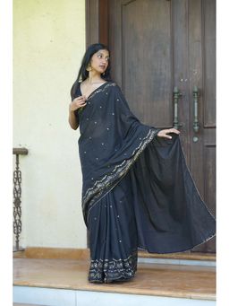 Suta - Women's Black Woven Saree Without Blouse