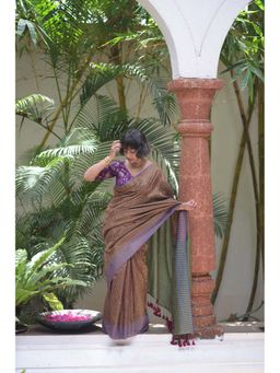 Suta - Women's Brown Woven Saree Without Blouse