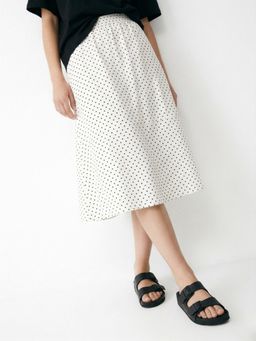 Outzidr - White Polka Printed Flared Skirt