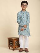 Green color option, Sold out, Currently selected