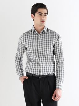 Subtract - Men White Slim Fit Pure Cotton Checked Formal Shirt