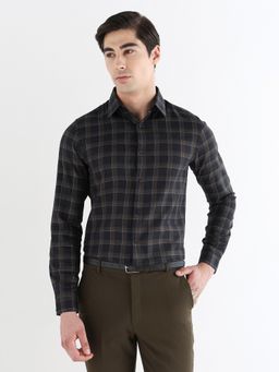 Subtract - Men Black Slim Fit Pure Cotton Checked Formal Shirt