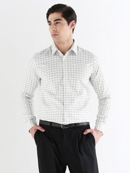 Subtract - Men White Comfort Fit Pure Cotton Checked Formal Shirt
